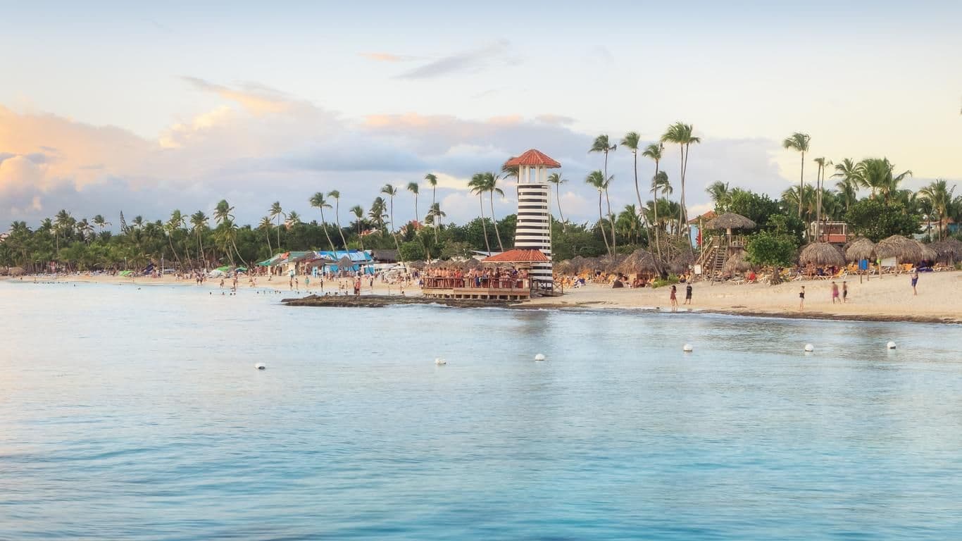 Dominicana entre amigos